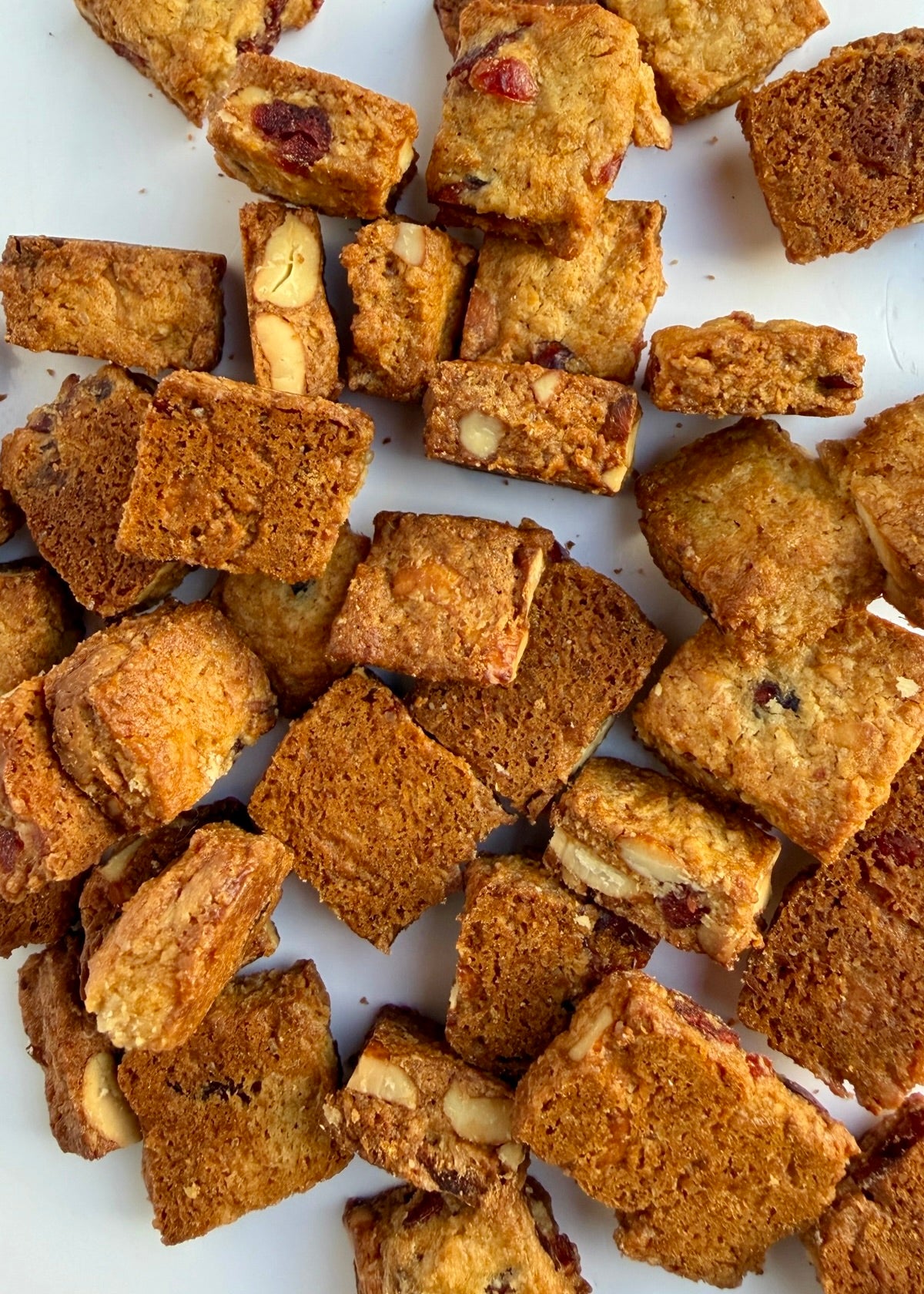 cookie tjips. - cashew, cranberry & coconut (gf only)